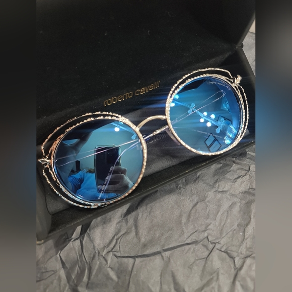 Roberto Cavalli Blue and Silver Sunglasses - Picture 11 of 11